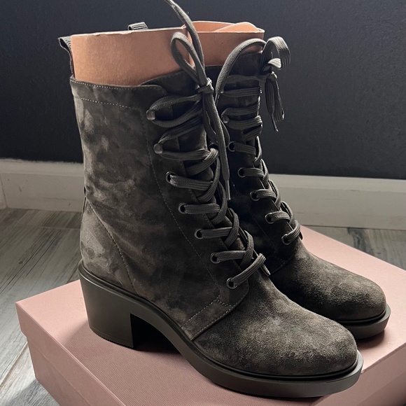 Gianvito Rossi  Block-Heel Suede Combat Boots Dark Olive size 39 - Picture 2 of 11
